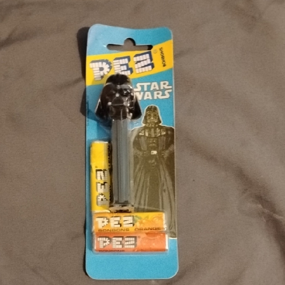 Star Wars Darth Vader PEZ Dispenser